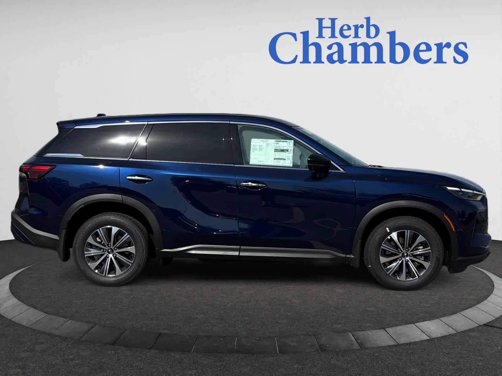 new 2025 INFINITI QX60 car