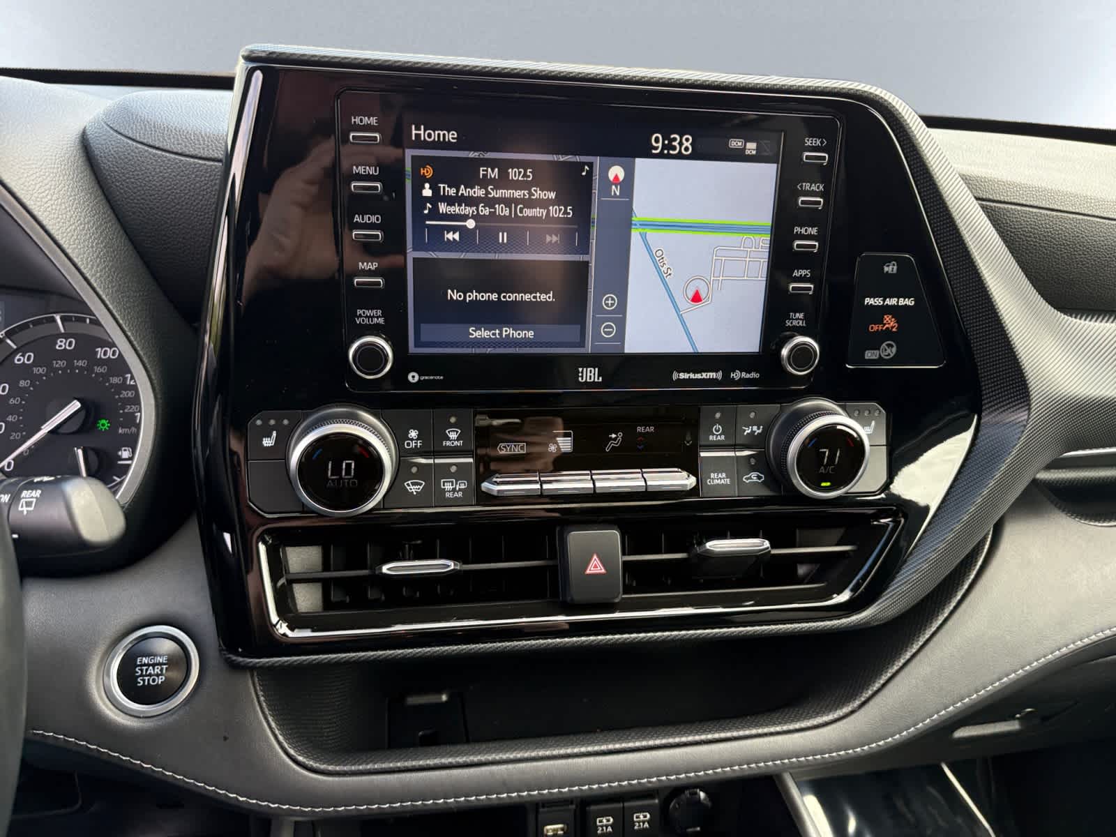 used 2021 Toyota Highlander car, priced at $37,898