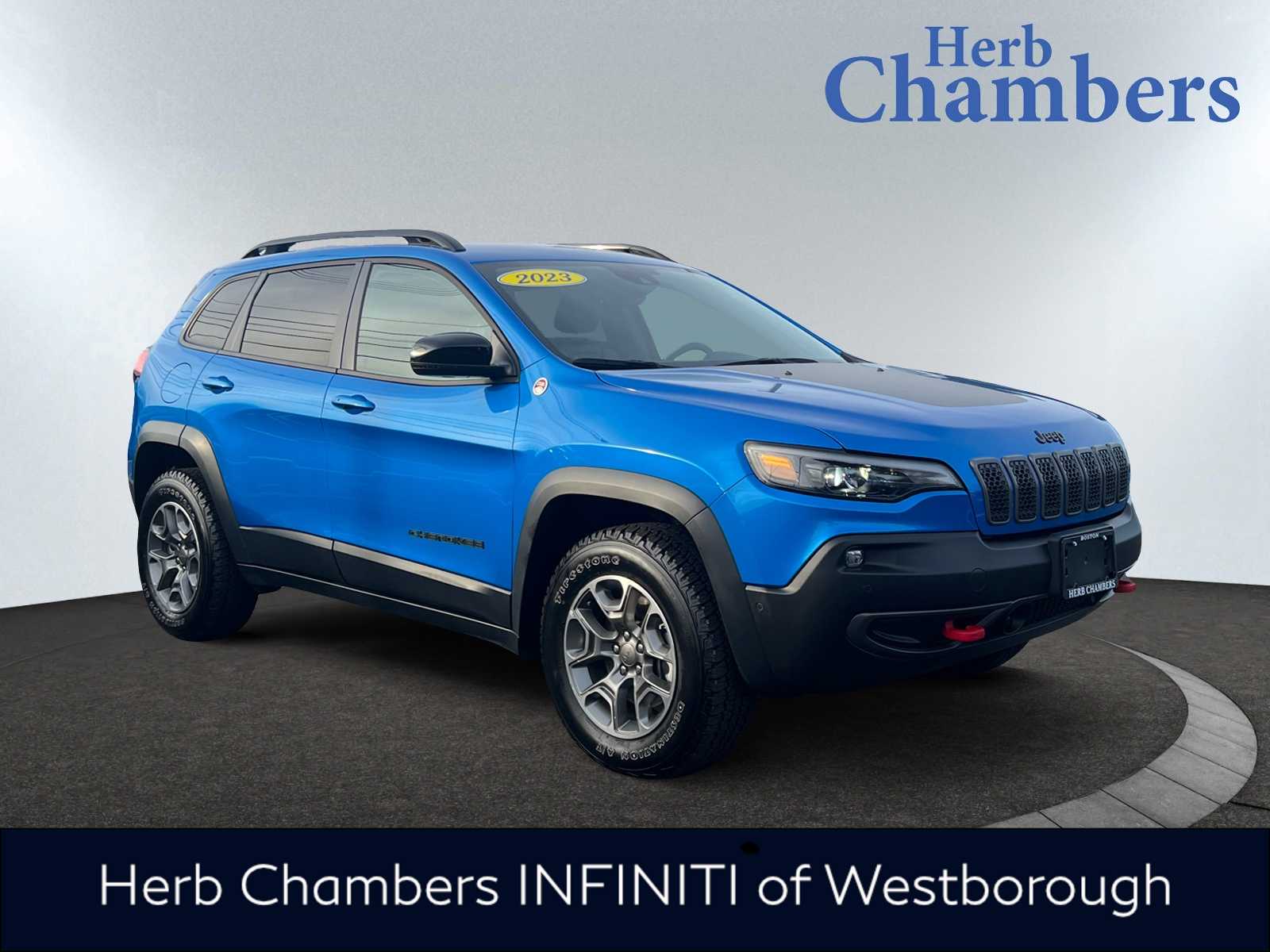 used 2023 Jeep Cherokee car, priced at $29,998
