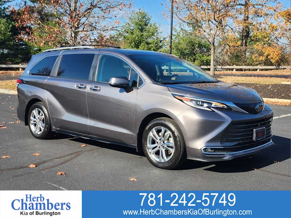 used 2022 Toyota Sienna car, priced at $51,998