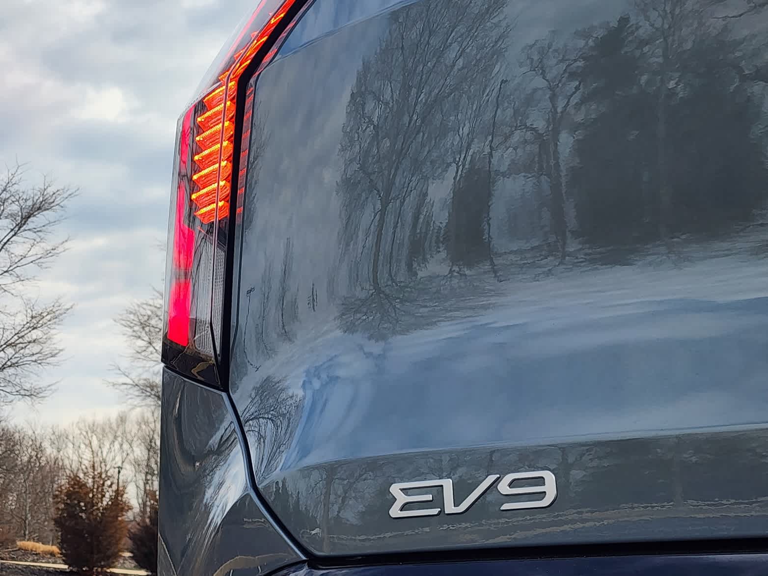 new 2024 Kia EV9 car, priced at $73,620