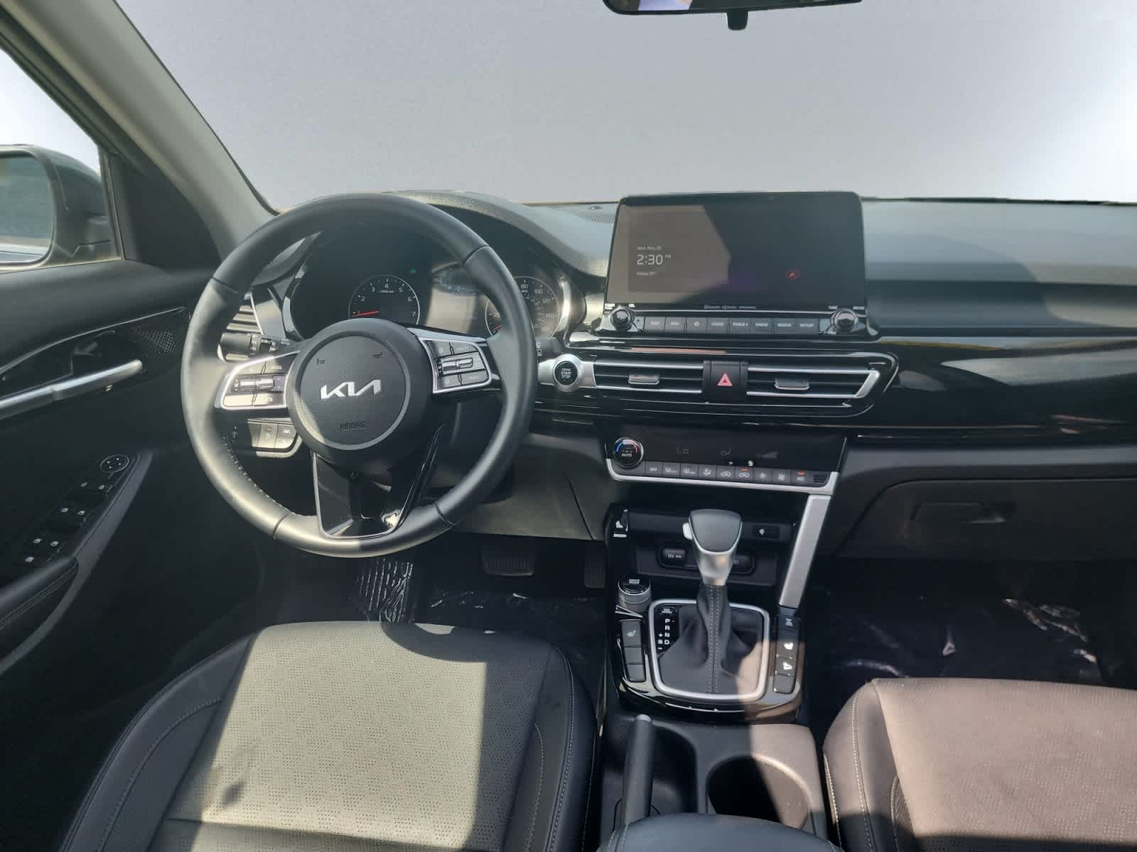 used 2023 Kia Seltos car, priced at $26,999