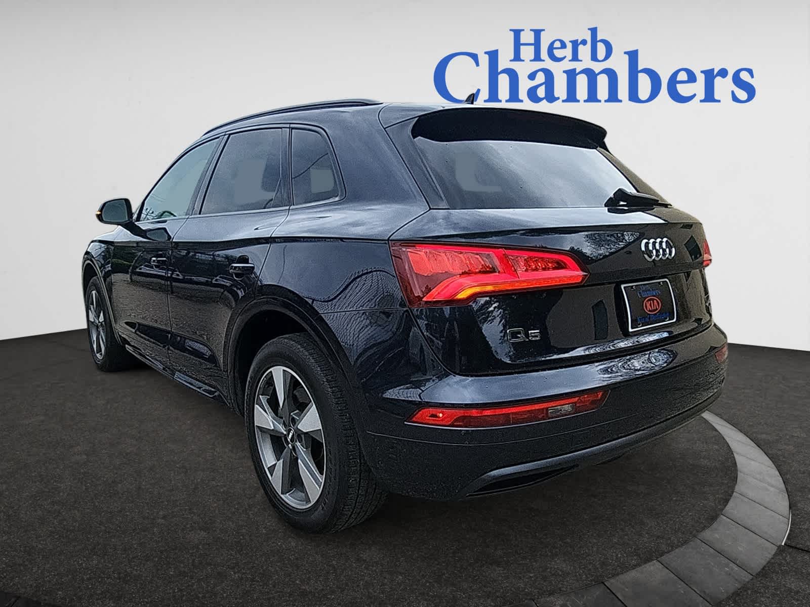 used 2020 Audi Q5 car, priced at $24,595