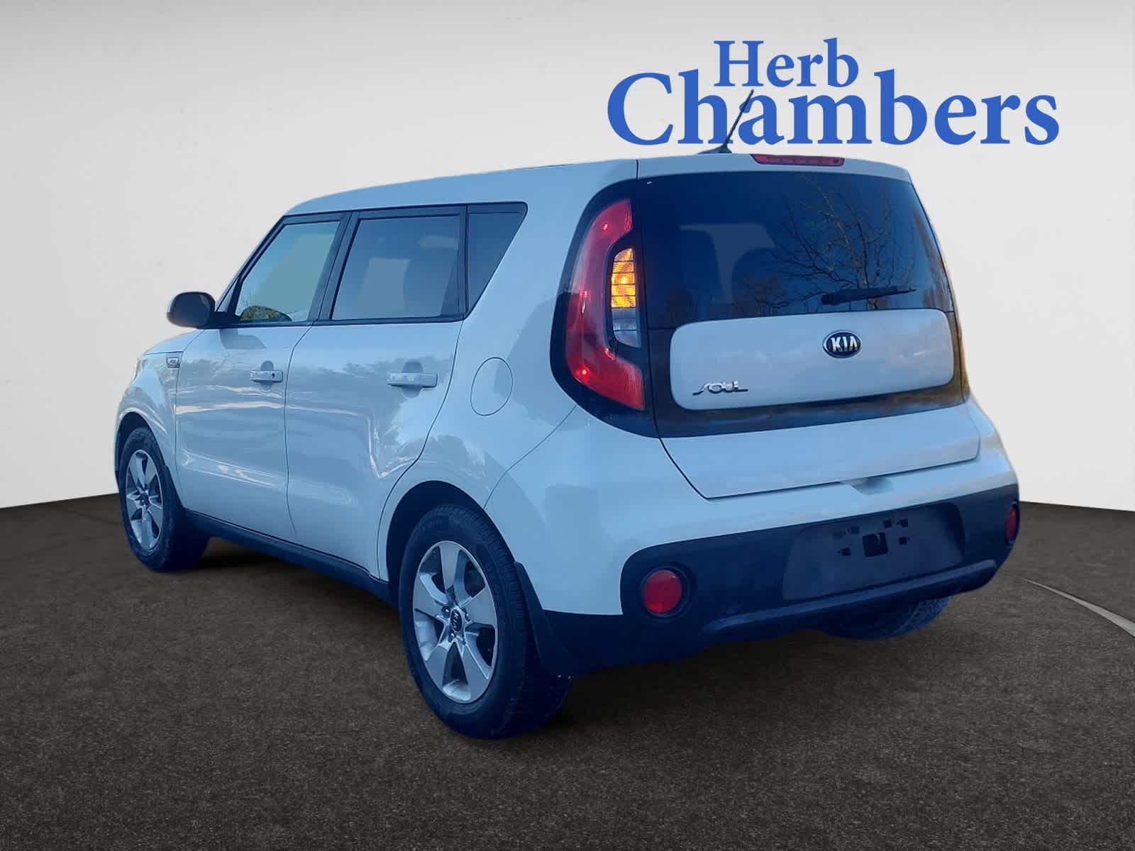 used 2018 Kia Soul car, priced at $10,900