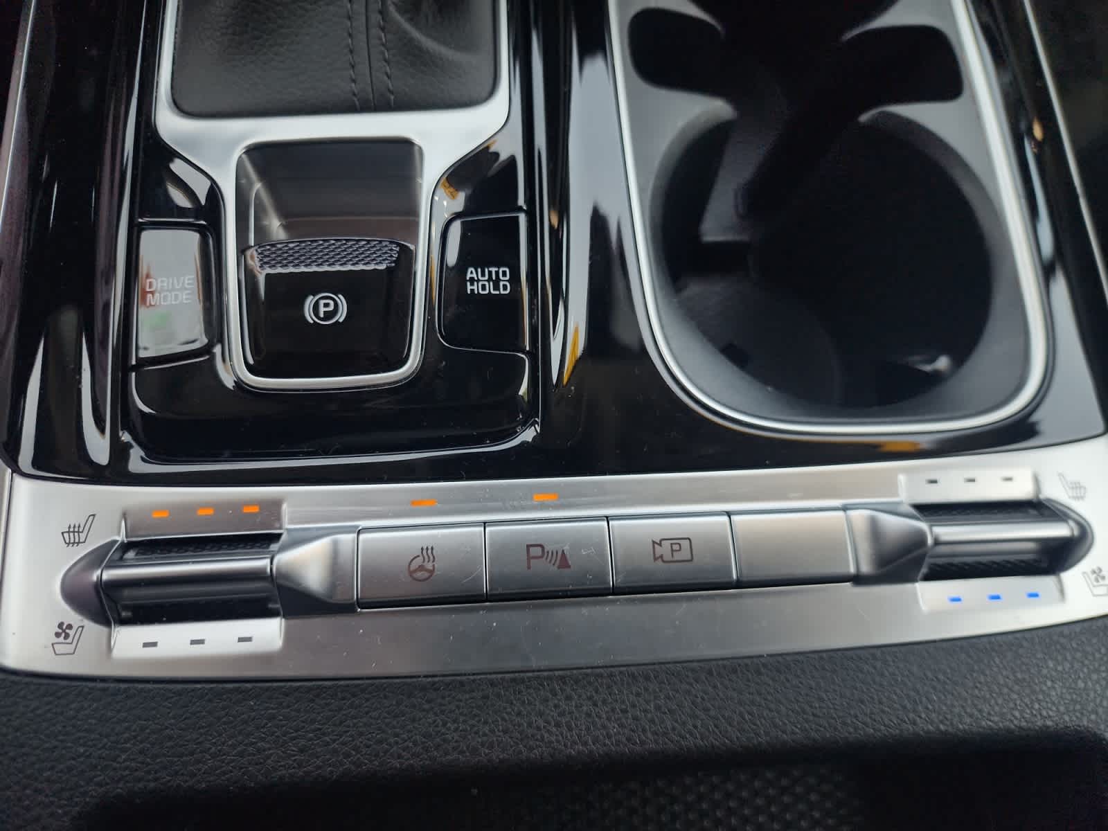 used 2022 Kia Carnival car, priced at $36,839