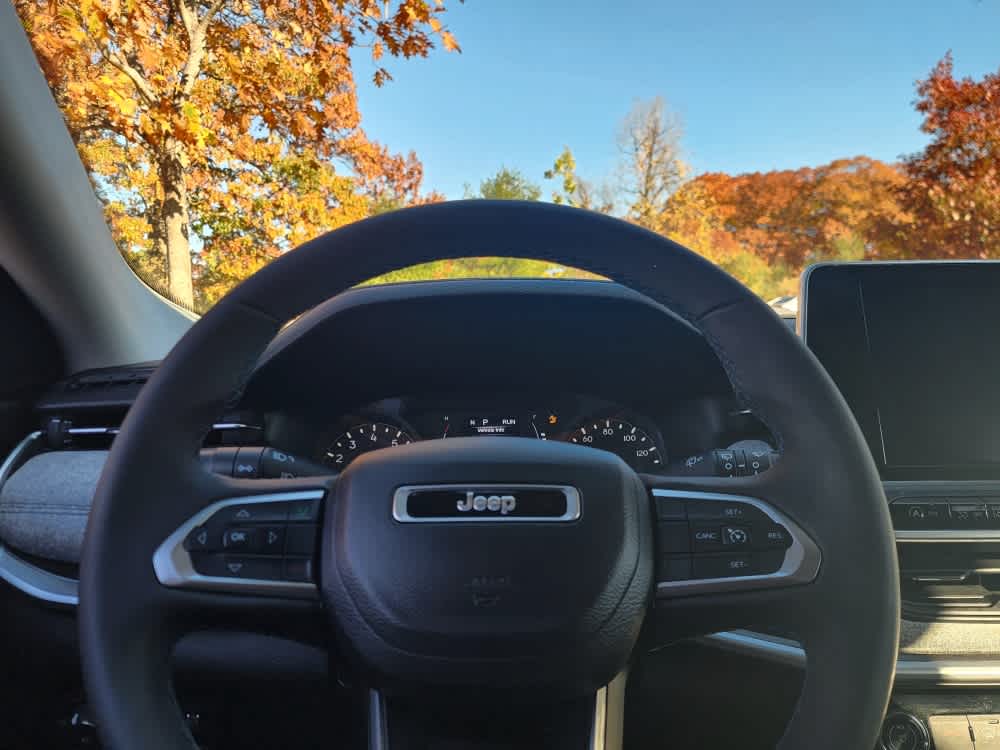 used 2022 Jeep Compass car, priced at $22,998