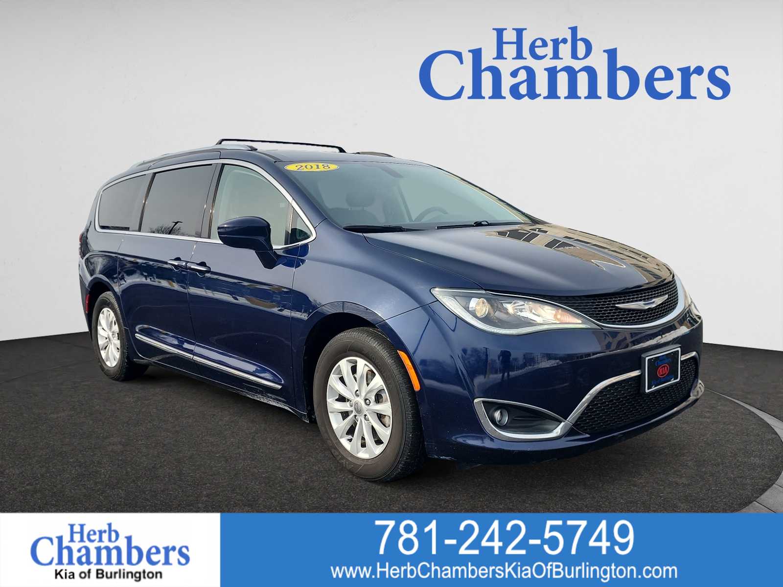 used 2018 Chrysler Pacifica car, priced at $17,499