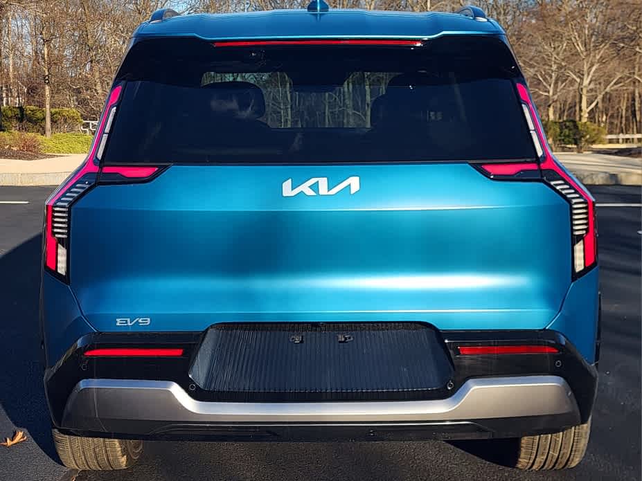 new 2024 Kia EV9 car, priced at $72,615