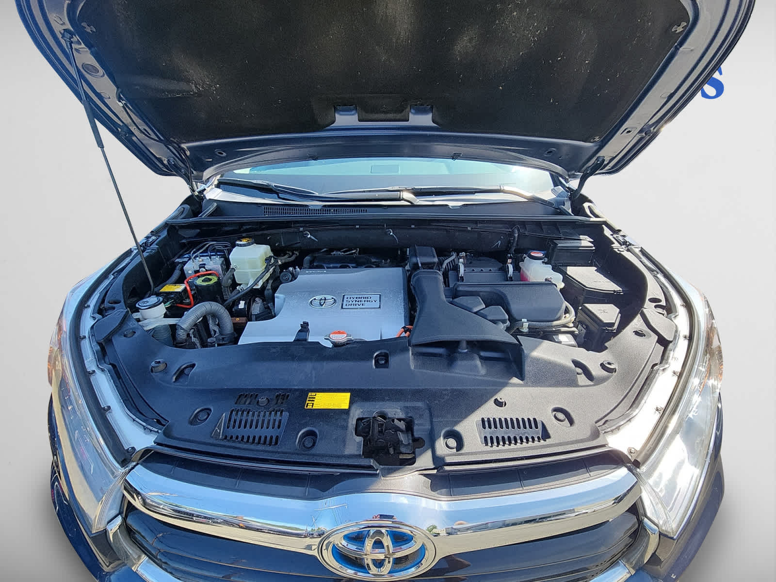 used 2016 Toyota Highlander Hybrid car, priced at $26,999