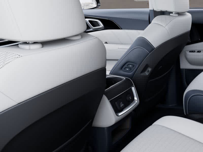 new 2025 Kia Carnival Hybrid car, priced at $55,275