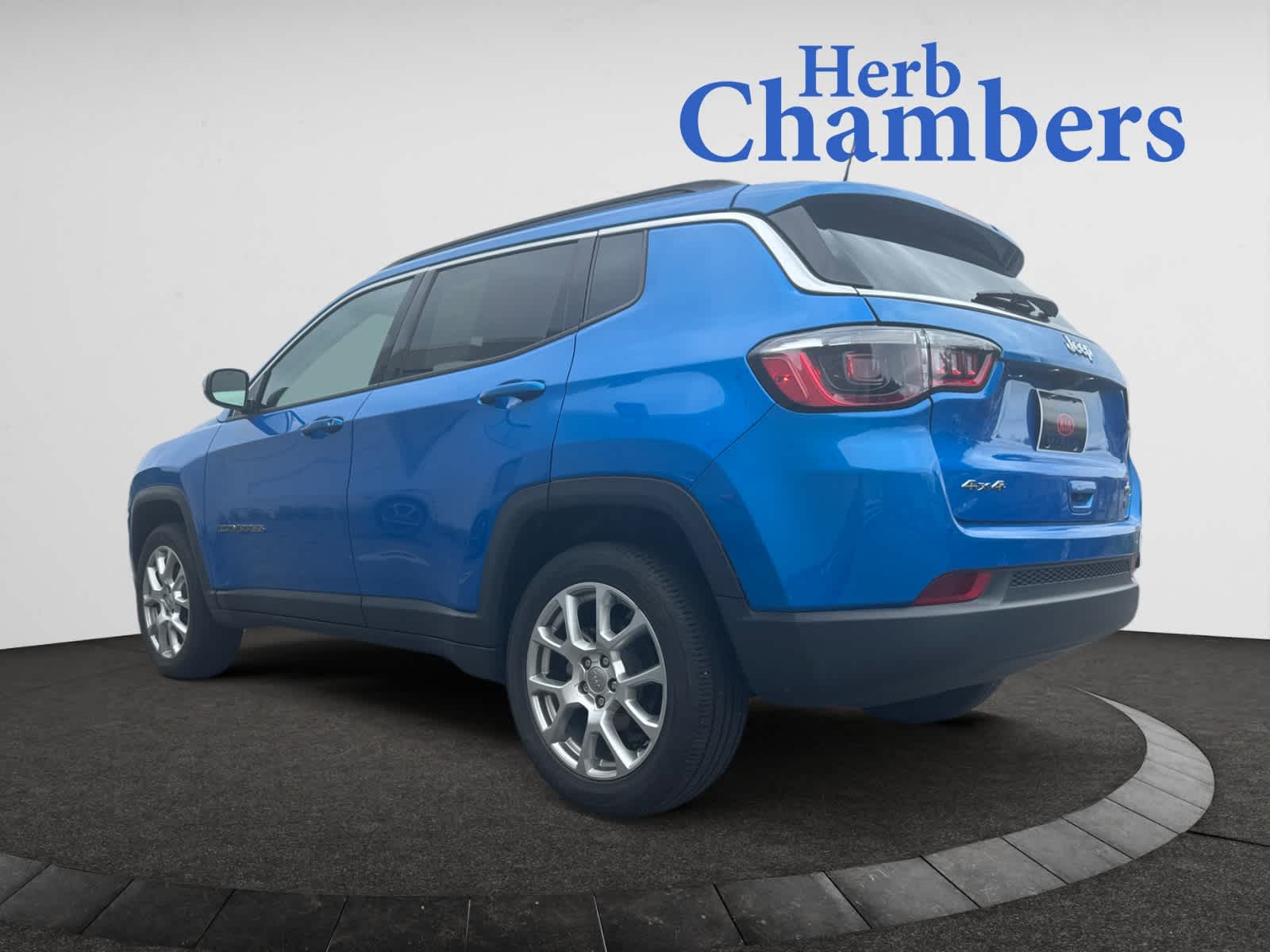 used 2022 Jeep Compass car, priced at $24,862
