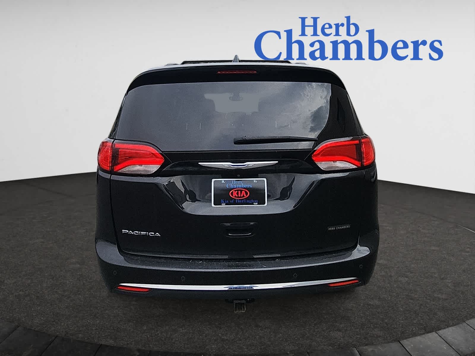 used 2017 Chrysler Pacifica car, priced at $14,437