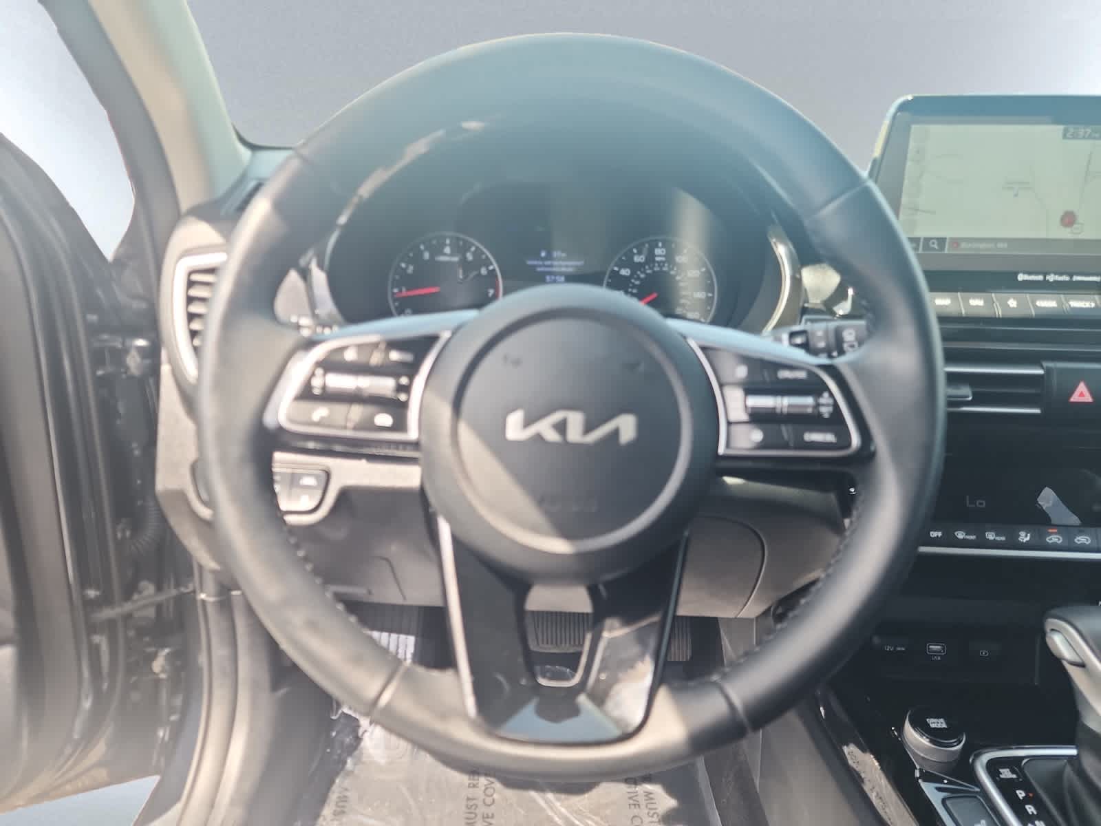 used 2023 Kia Seltos car, priced at $26,999