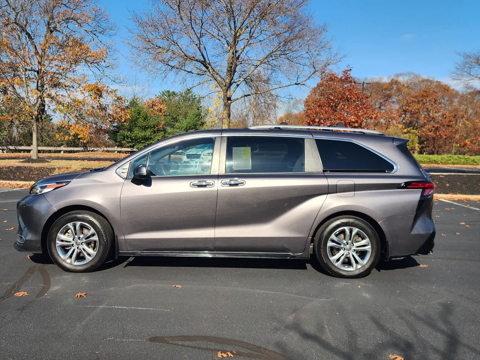 used 2022 Toyota Sienna car, priced at $51,998