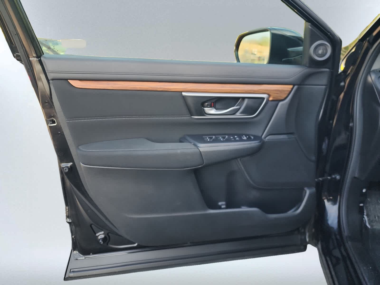 used 2019 Honda CR-V car, priced at $25,999