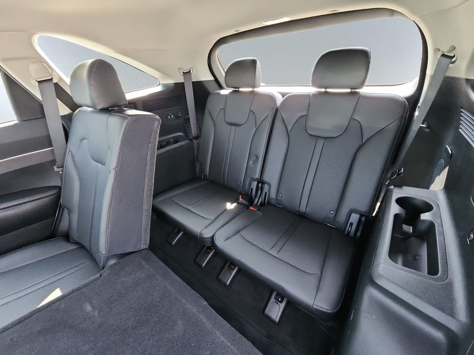 used 2021 Kia Sorento car, priced at $27,998