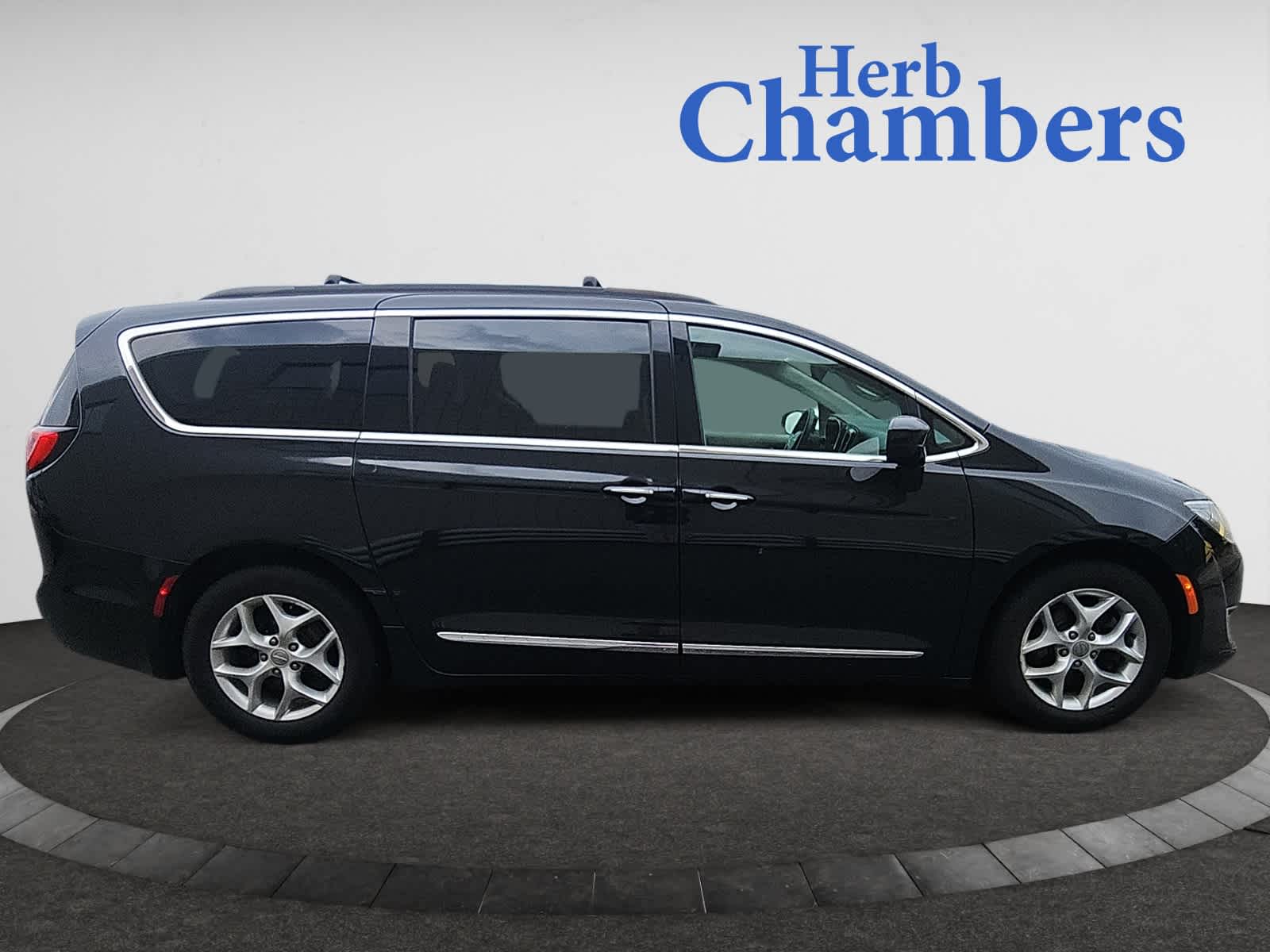 used 2017 Chrysler Pacifica car, priced at $14,437