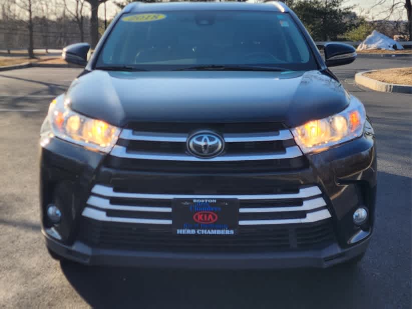 used 2018 Toyota Highlander car, priced at $22,998