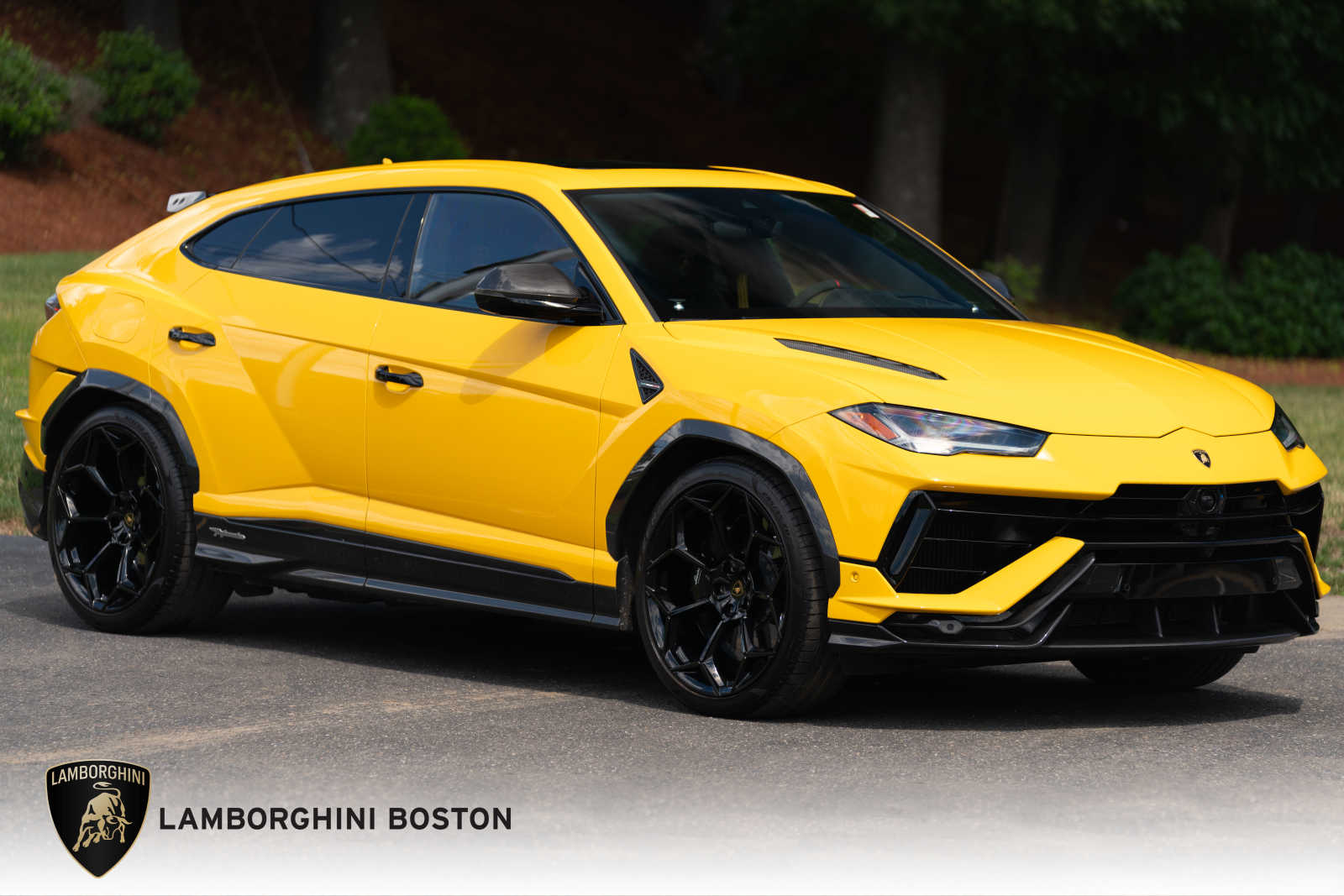 used 2023 Lamborghini Urus car, priced at $294,498