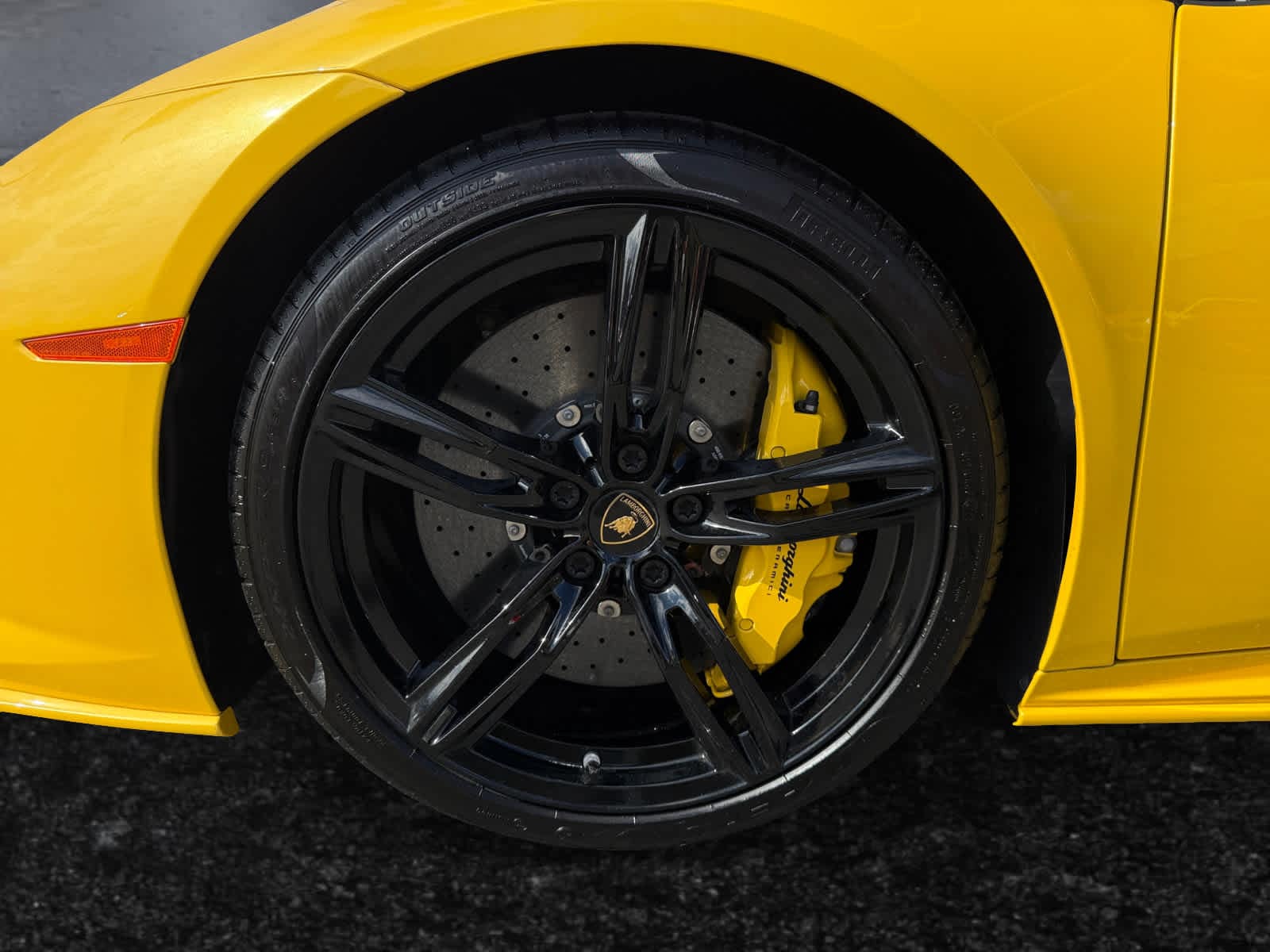 used 2023 Lamborghini Huracan EVO car, priced at $326,498