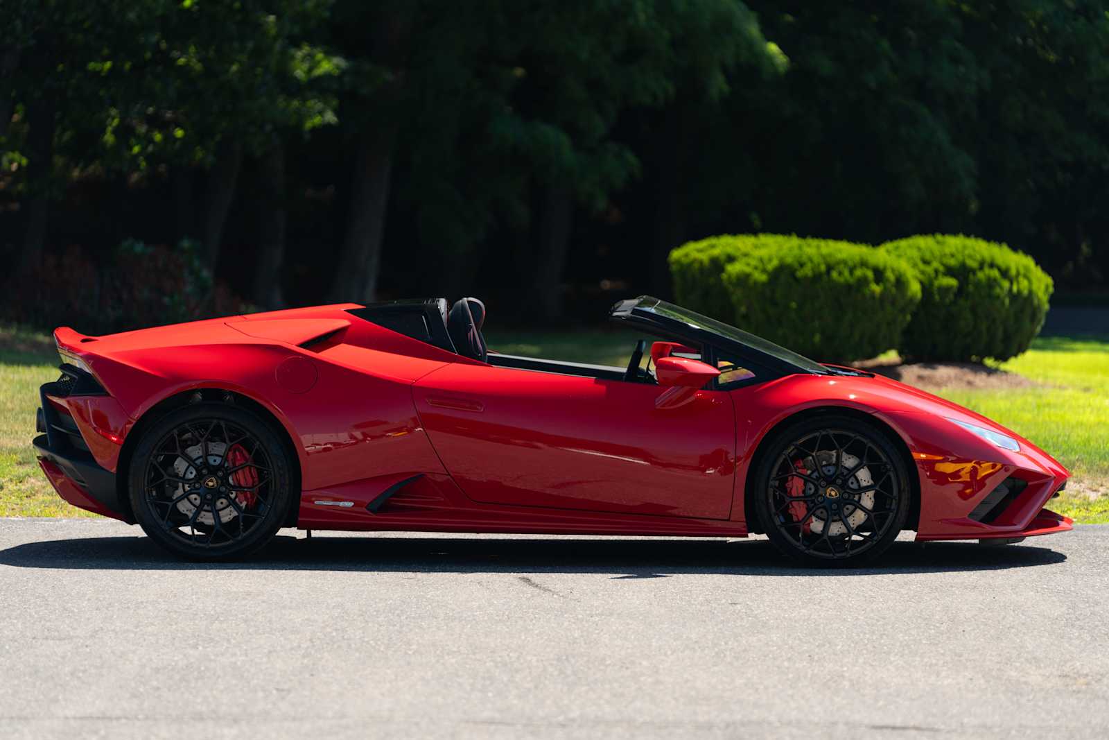 used 2022 Lamborghini Huracan EVO car, priced at $294,498