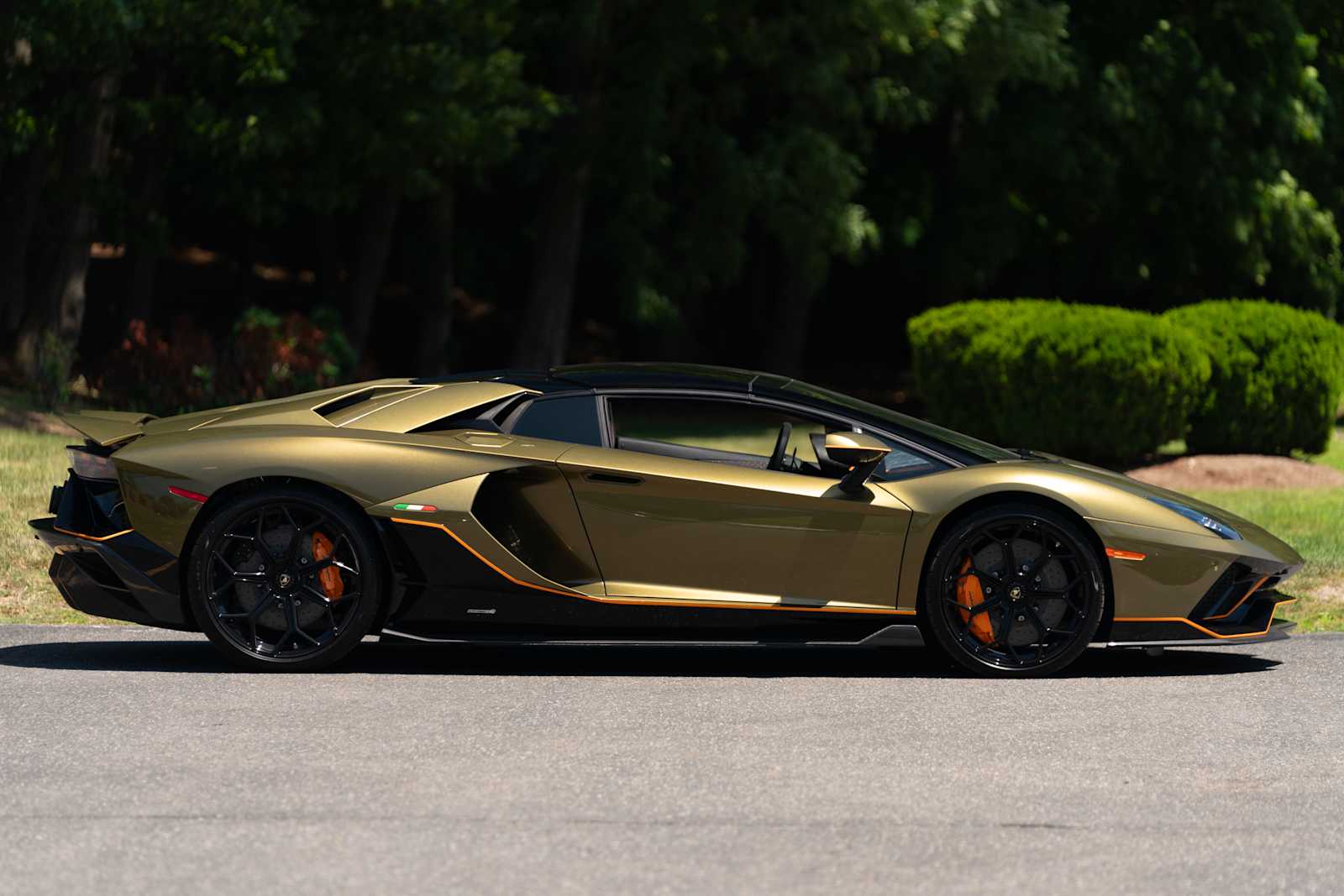 used 2022 Lamborghini Aventador car, priced at $719,998