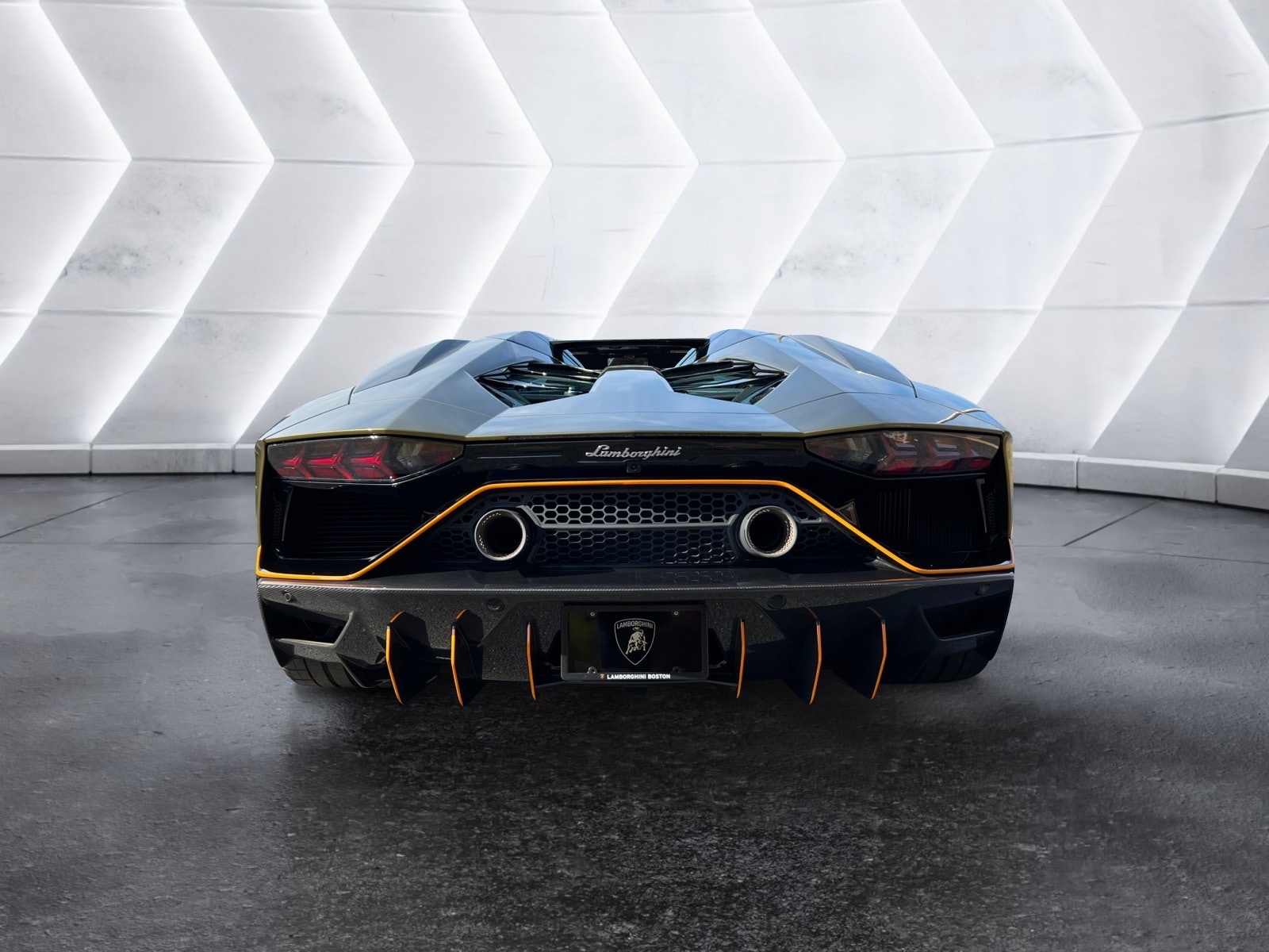 used 2022 Lamborghini Aventador car