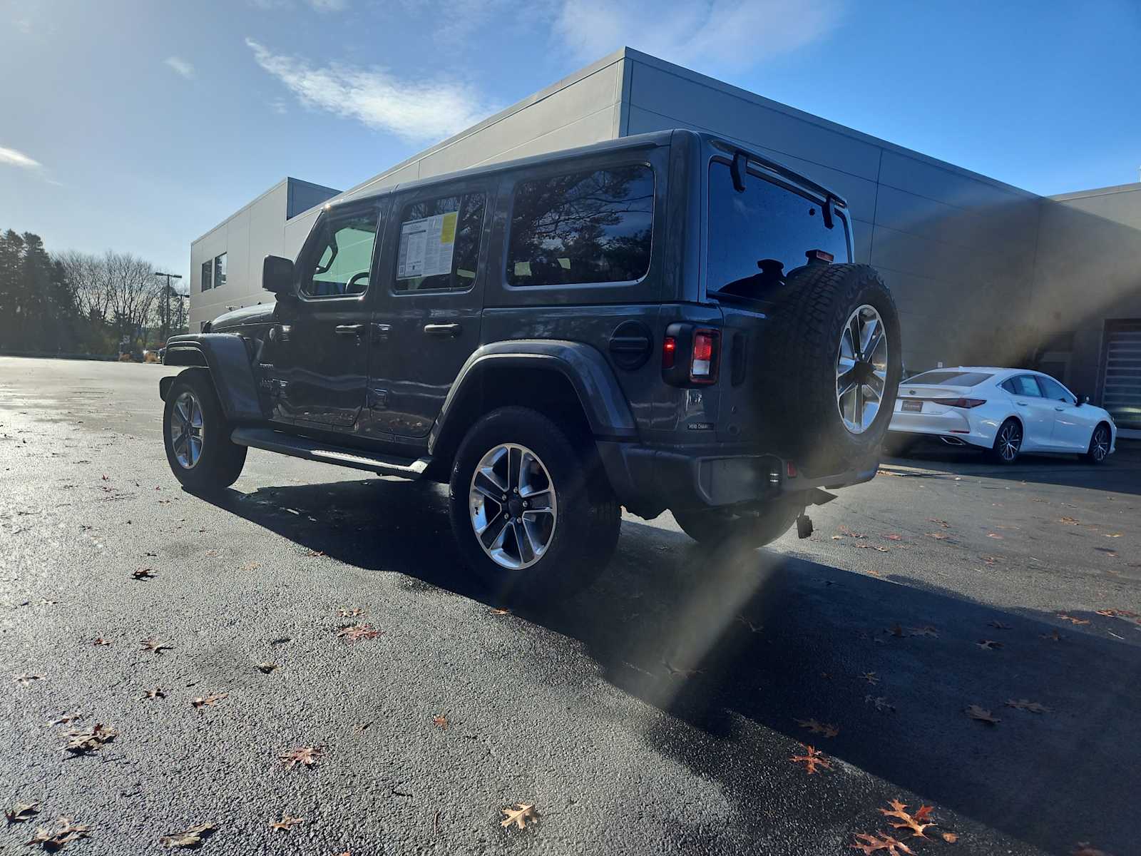 used 2019 Jeep Wrangler Unlimited car, priced at $27,998