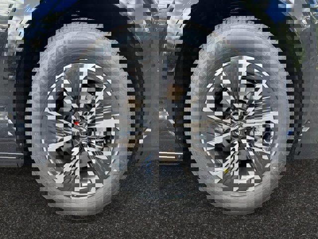 new 2025 Lexus RZ 450e car