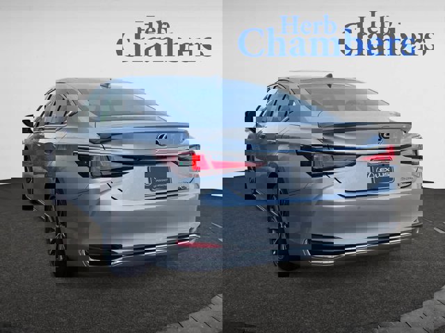 new 2025 Lexus ES 300h car