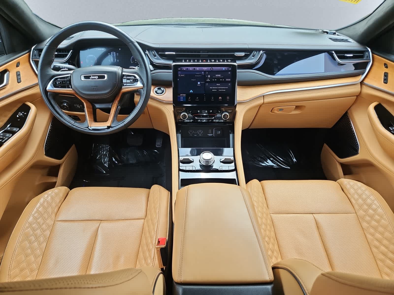 used 2023 Jeep Grand Cherokee car, priced at $46,998