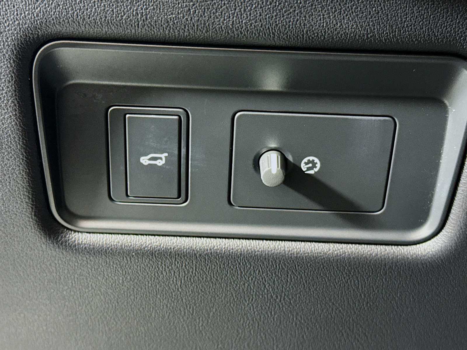 used 2022 Land Rover Range Rover Sport car, priced at $44,698