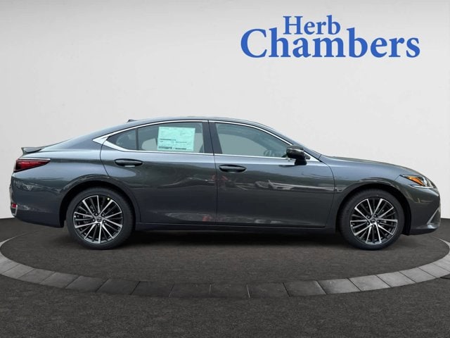new 2025 Lexus ES 300h car
