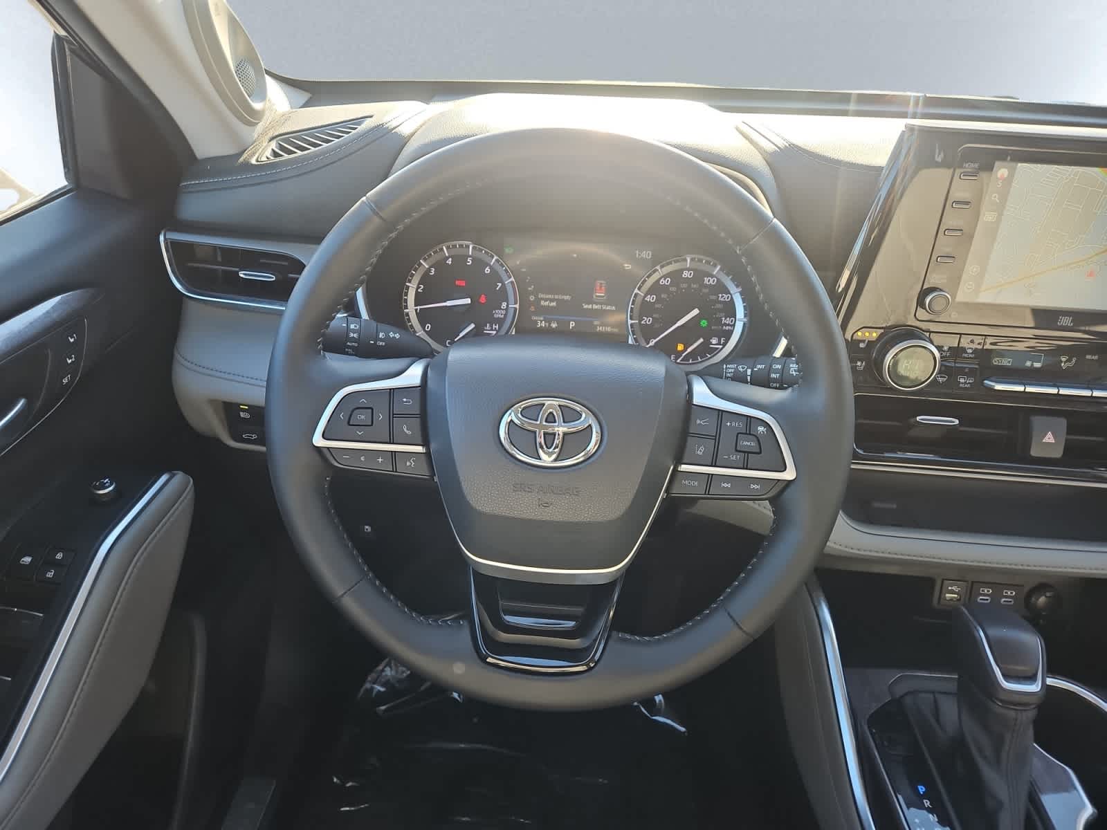 used 2022 Toyota Highlander car, priced at $38,998