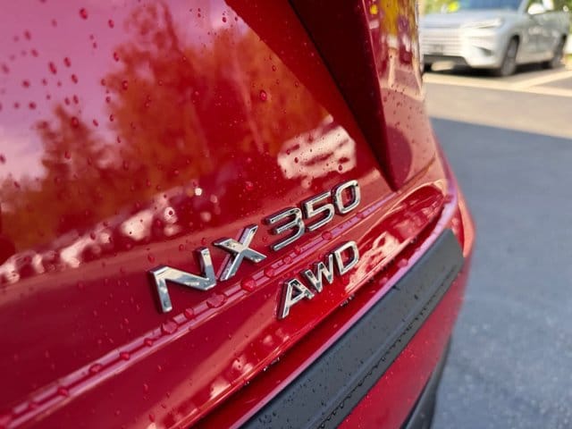 new 2025 Lexus NX 350 car
