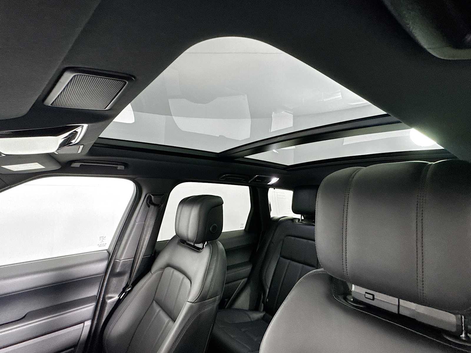 used 2020 Land Rover Range Rover Sport car, priced at $35,498