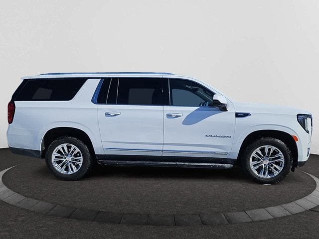 used 2023 GMC Yukon XL car, priced at $52,598