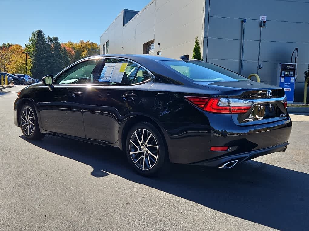 used 2018 Lexus ES car, priced at $26,998