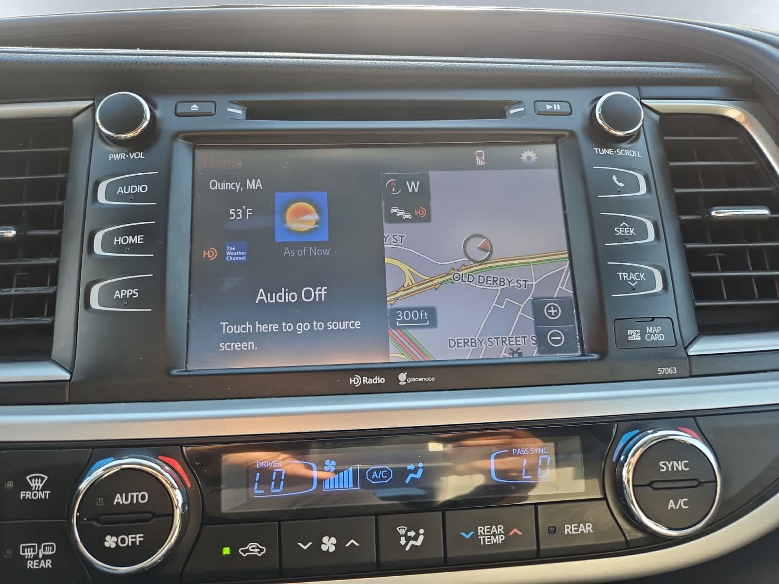 used 2014 Toyota Highlander car, priced at $15,498