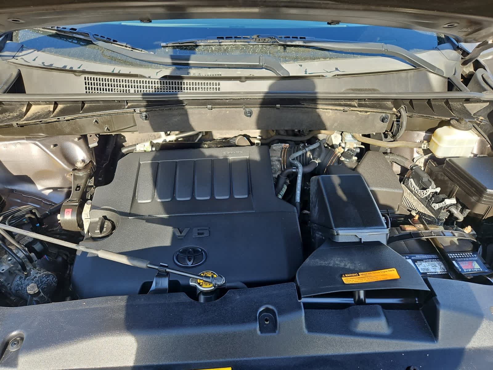 used 2014 Toyota Highlander car, priced at $15,498