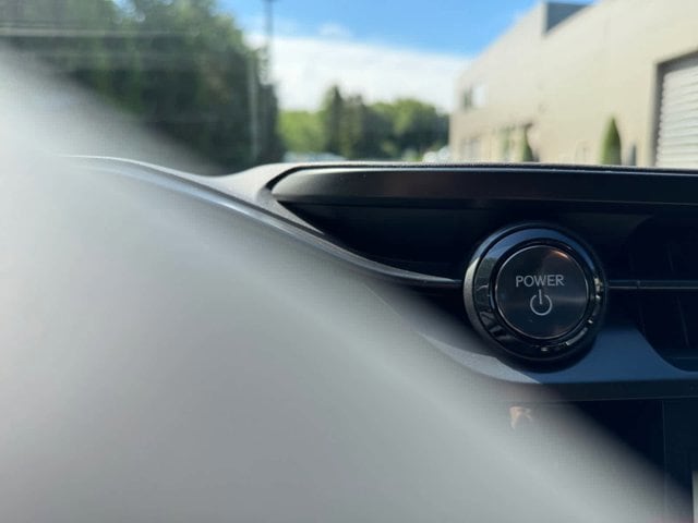 new 2025 Lexus RZ 450e car