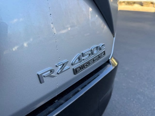 new 2025 Lexus RZ 450e car