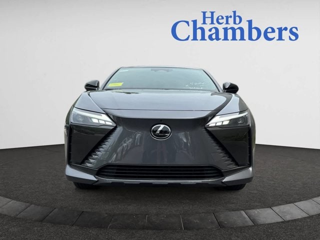 new 2025 Lexus RZ 450e car