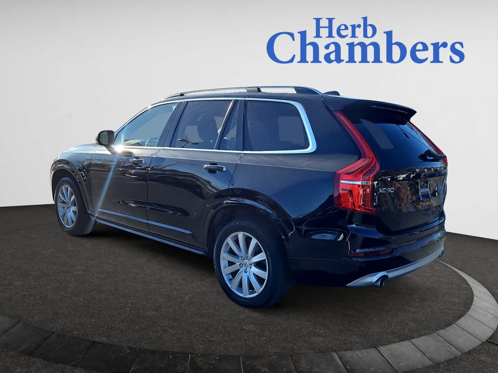 used 2019 Volvo XC90 car, priced at $25,998