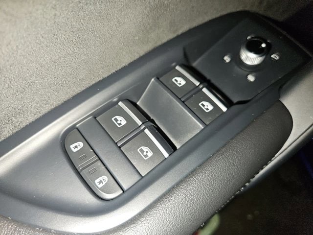 used 2022 Audi SQ5 car, priced at $32,998