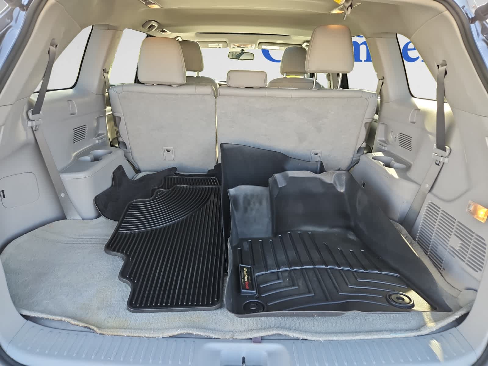 used 2014 Toyota Highlander car, priced at $15,498