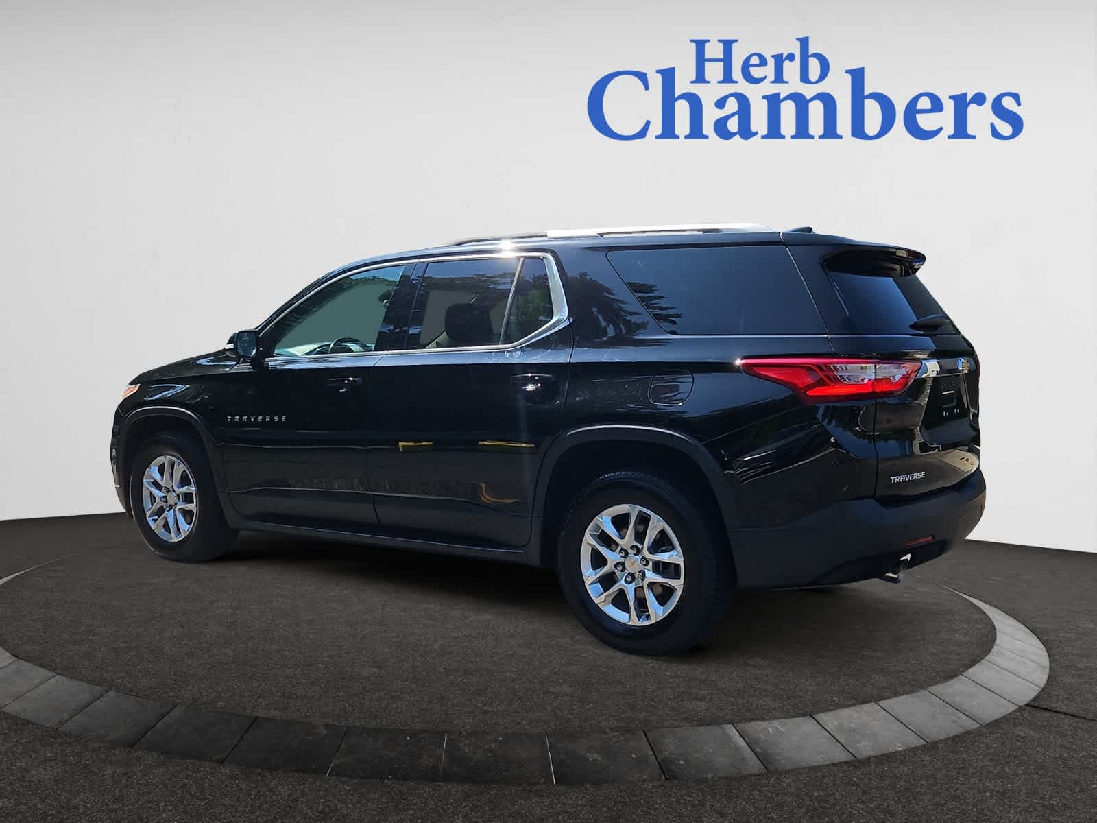 used 2018 Chevrolet Traverse car, priced at $16,998