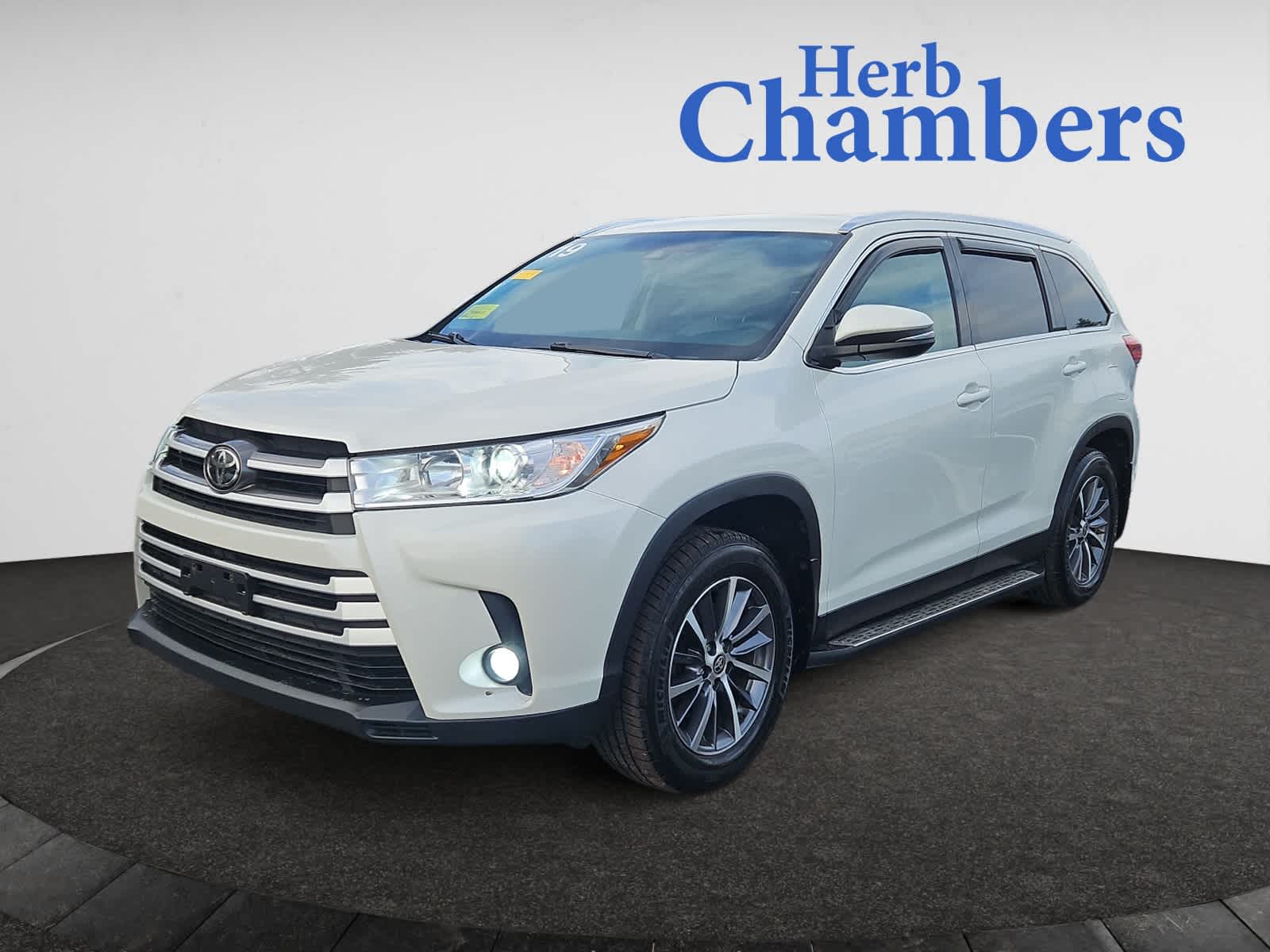 used 2019 Toyota Highlander car, priced at $26,998