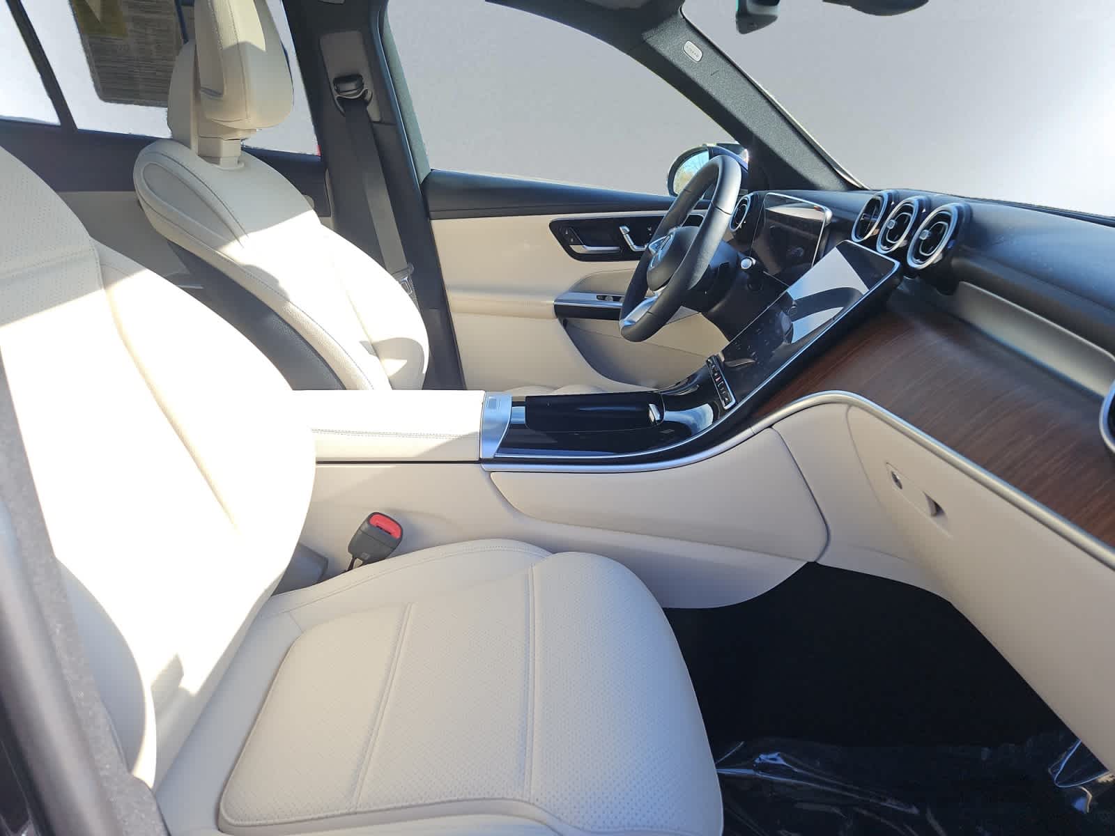 used 2024 Mercedes-Benz GLC car, priced at $49,598