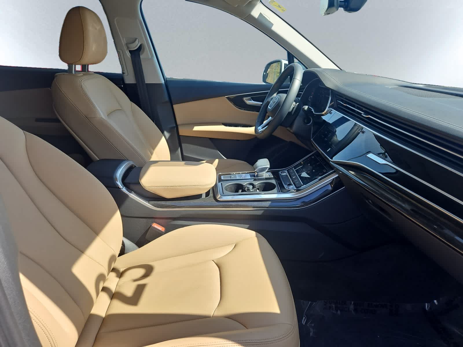 used 2023 Audi Q7 car, priced at $42,998